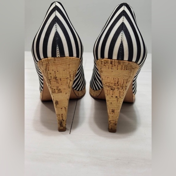 MICHAEL Kors Pumps - Picture 10 of 10